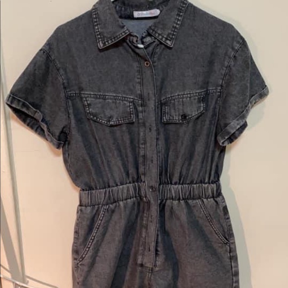 Tops - Picture 5 of 8